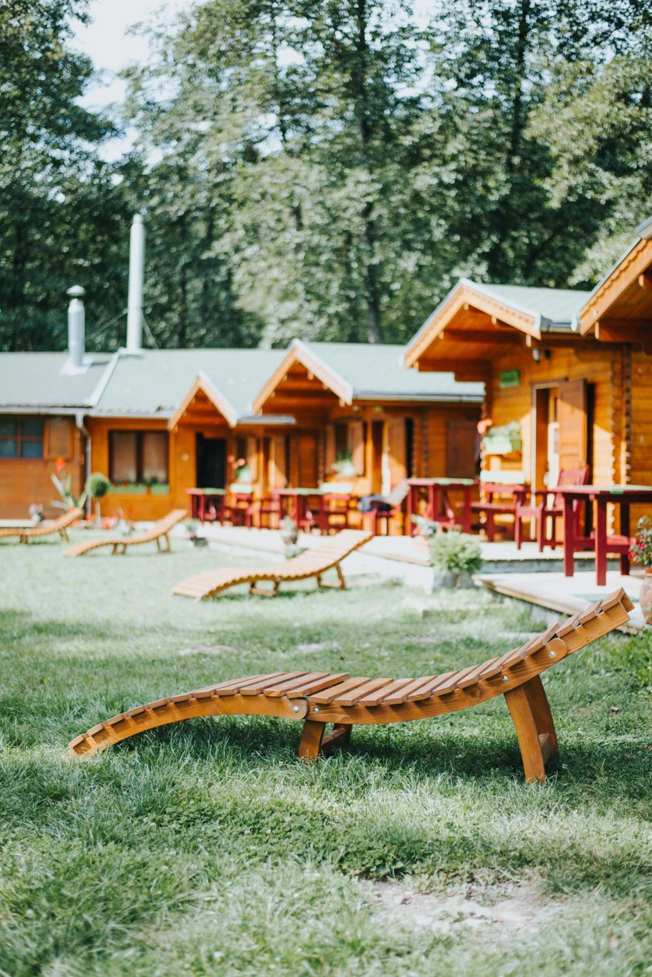 Готель Vidra Park Sicasau Екстер'єр фото